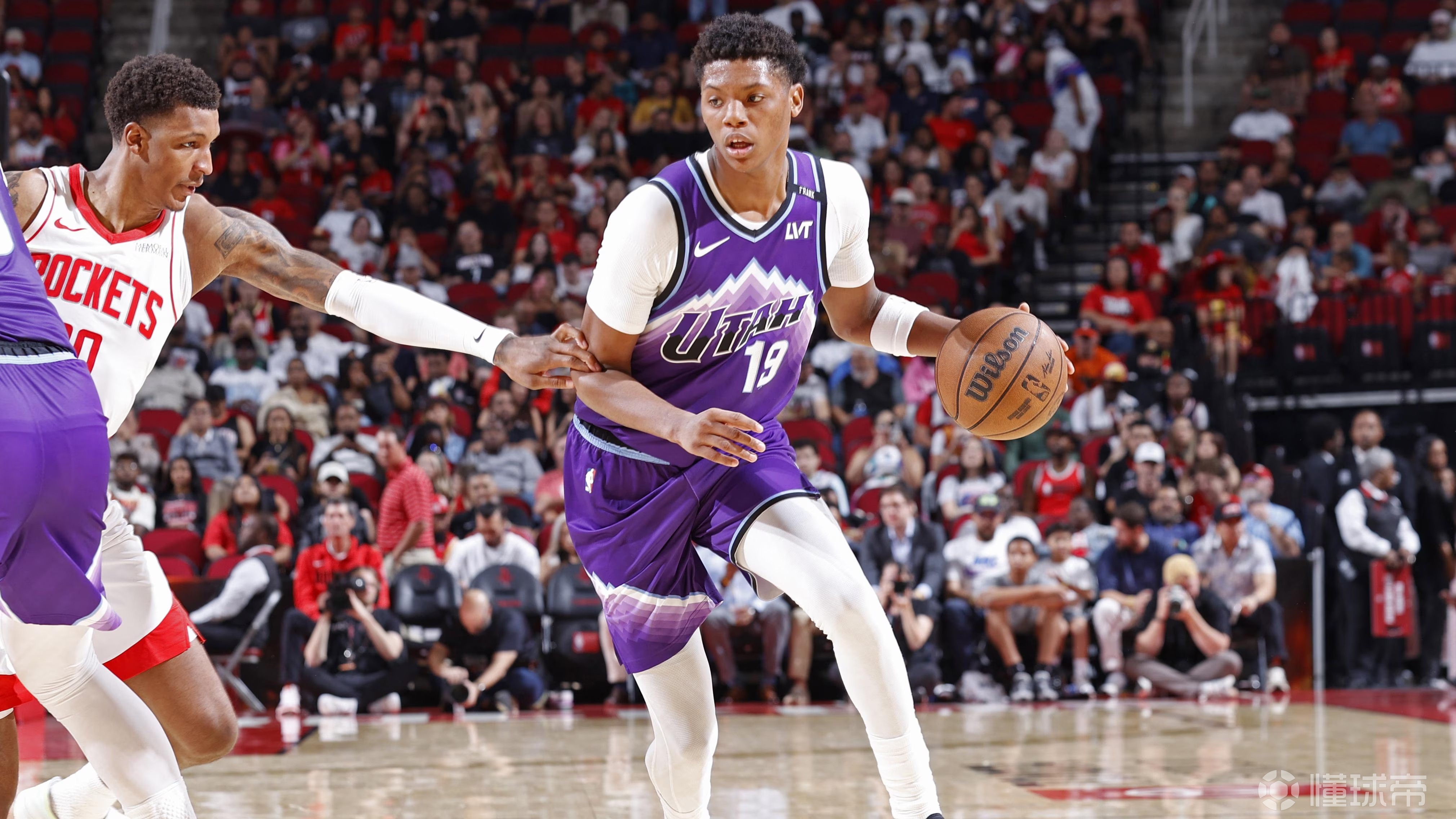 包含NBA常规赛窗口期再迎强敌，成都蓉城造点机会，主帅态度——悬念犹存，身体对抗强度拉满的词条